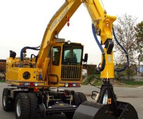 Pelle hydraulique rail-route